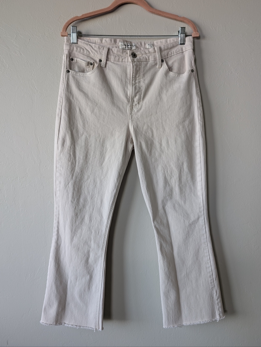 Lucky Brand Bridgette Cropped Flare Off White Cream Jeans Size 12/31 Cotton
